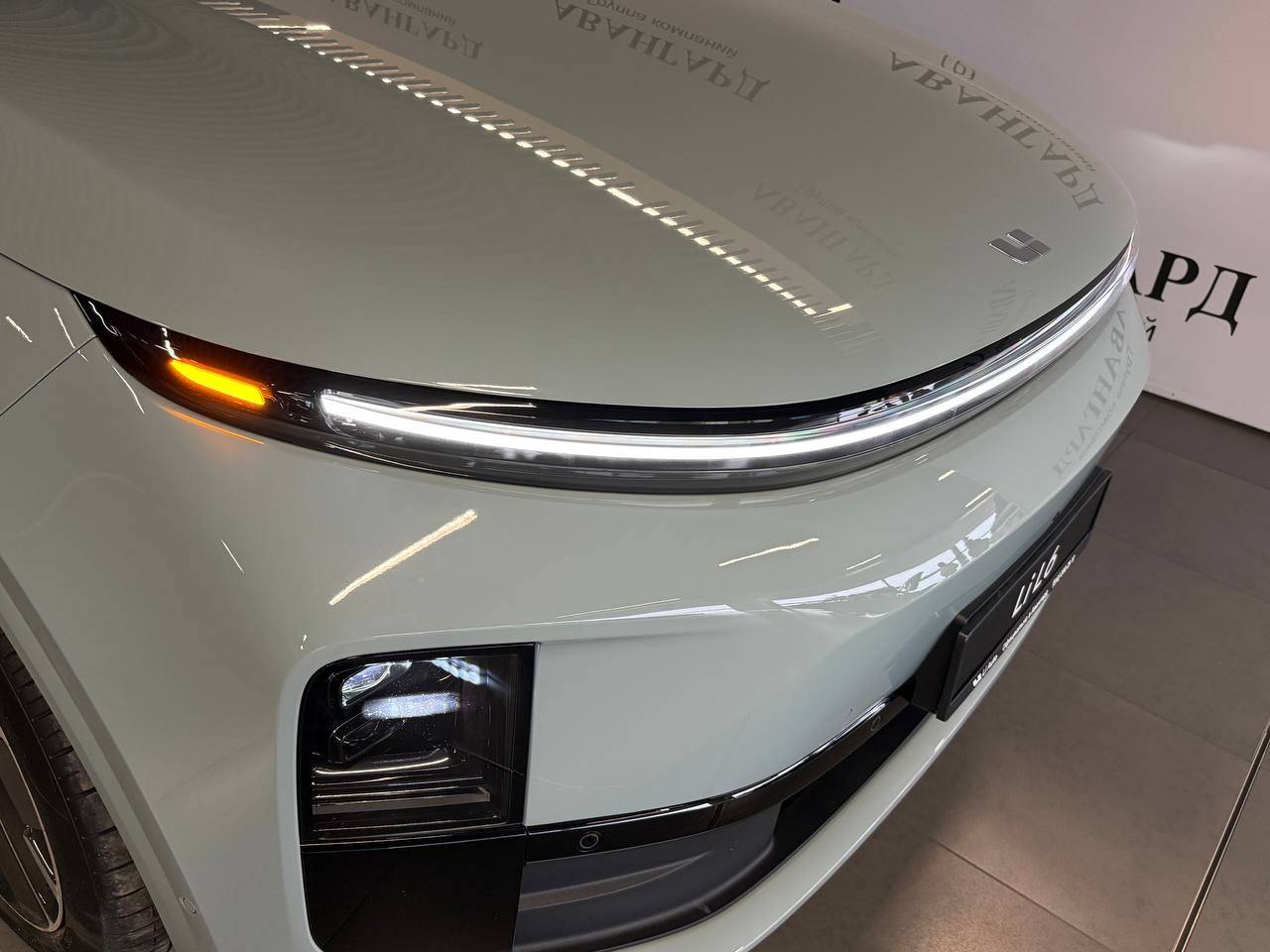 Lixiang Л6 (L6) Про (Pro)