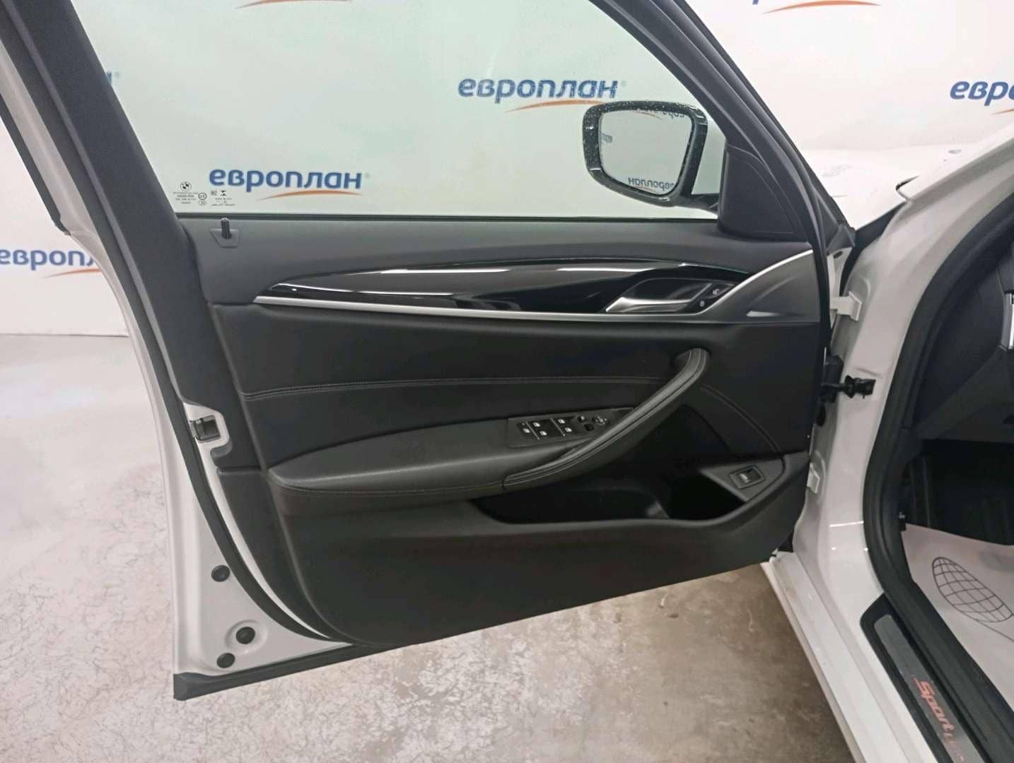 BMW 5 серия,  143 866 км, 2020 года в лизинг