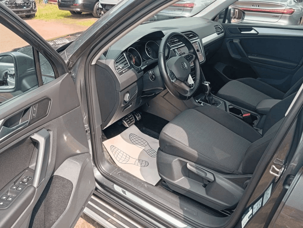 Volkswagen Tiguan,  54 900 км, 2021 года в лизинг