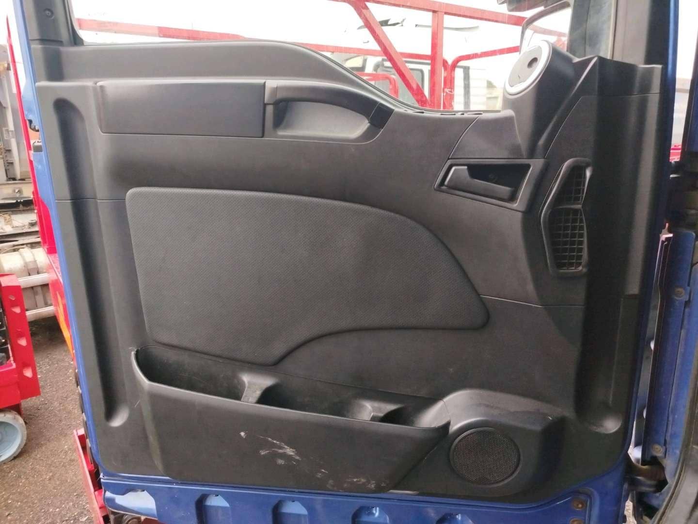 Sitrak C7H 4x2 ZZ4186V361HE,  644 405 км, 2023 года в лизинг