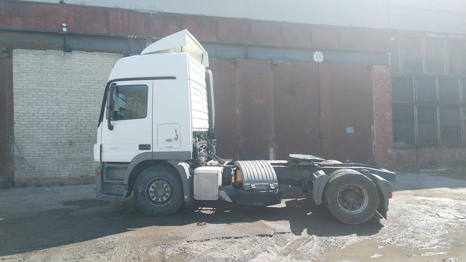 Mercedes-Benz Actros 3 1844 LS 4x2 (Megaspace),  828 457 км, 2018 года в лизинг