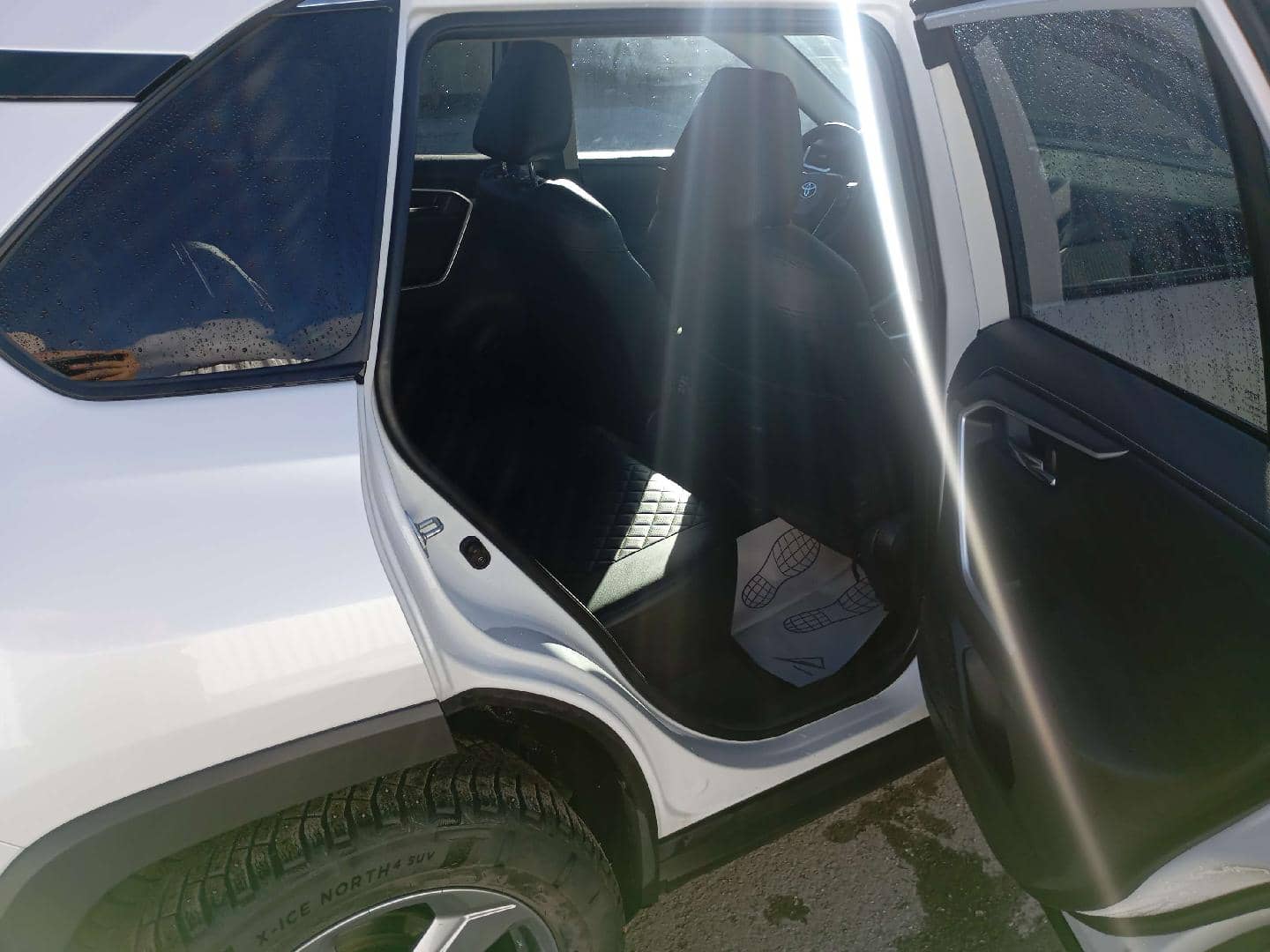 Toyota RAV4,  180 897 км, 2019 года в лизинг