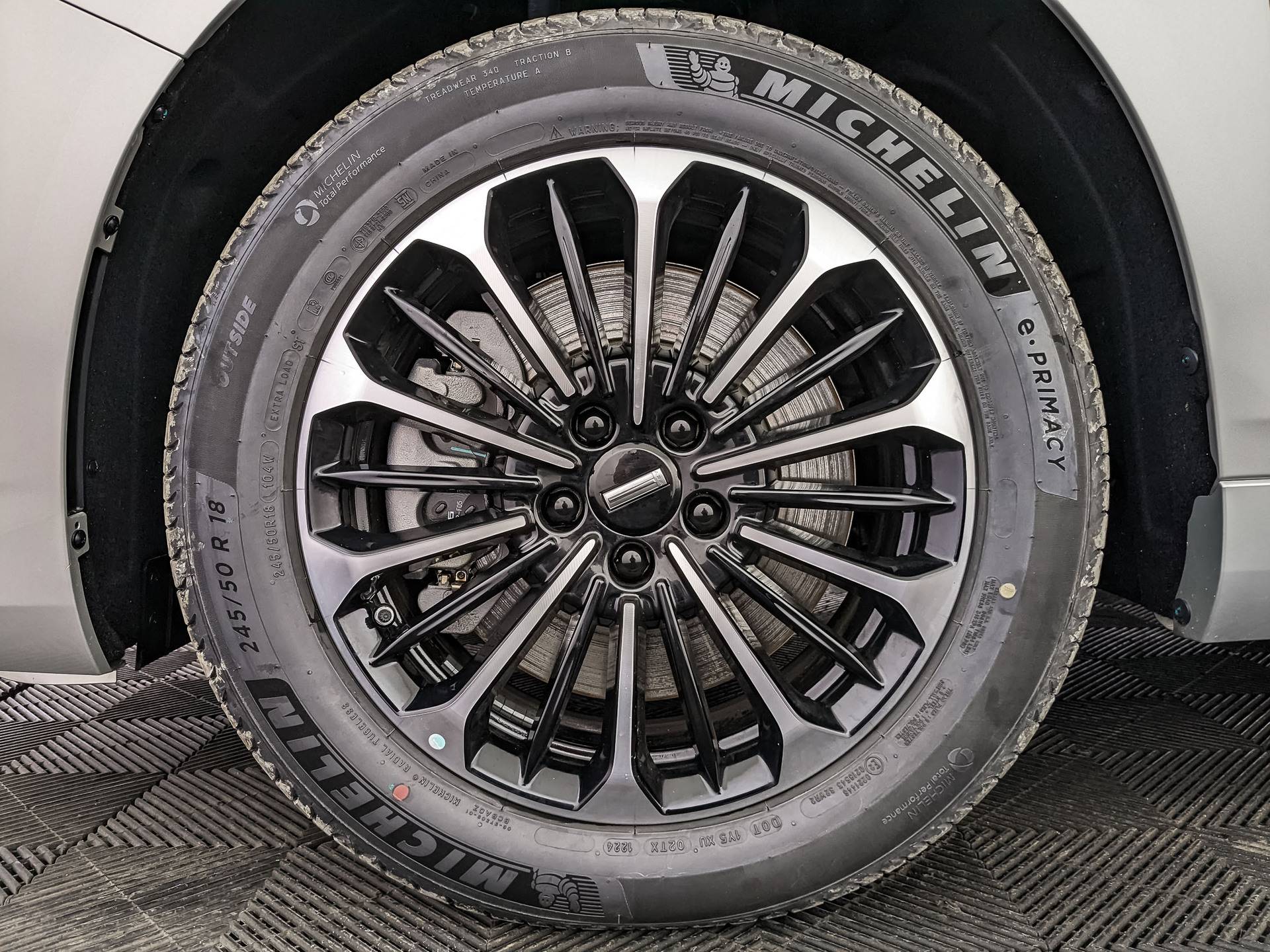 Wey 80 PHEV 1.5 T DHT 4WD Premium