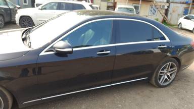 Mercedes-Benz S седан