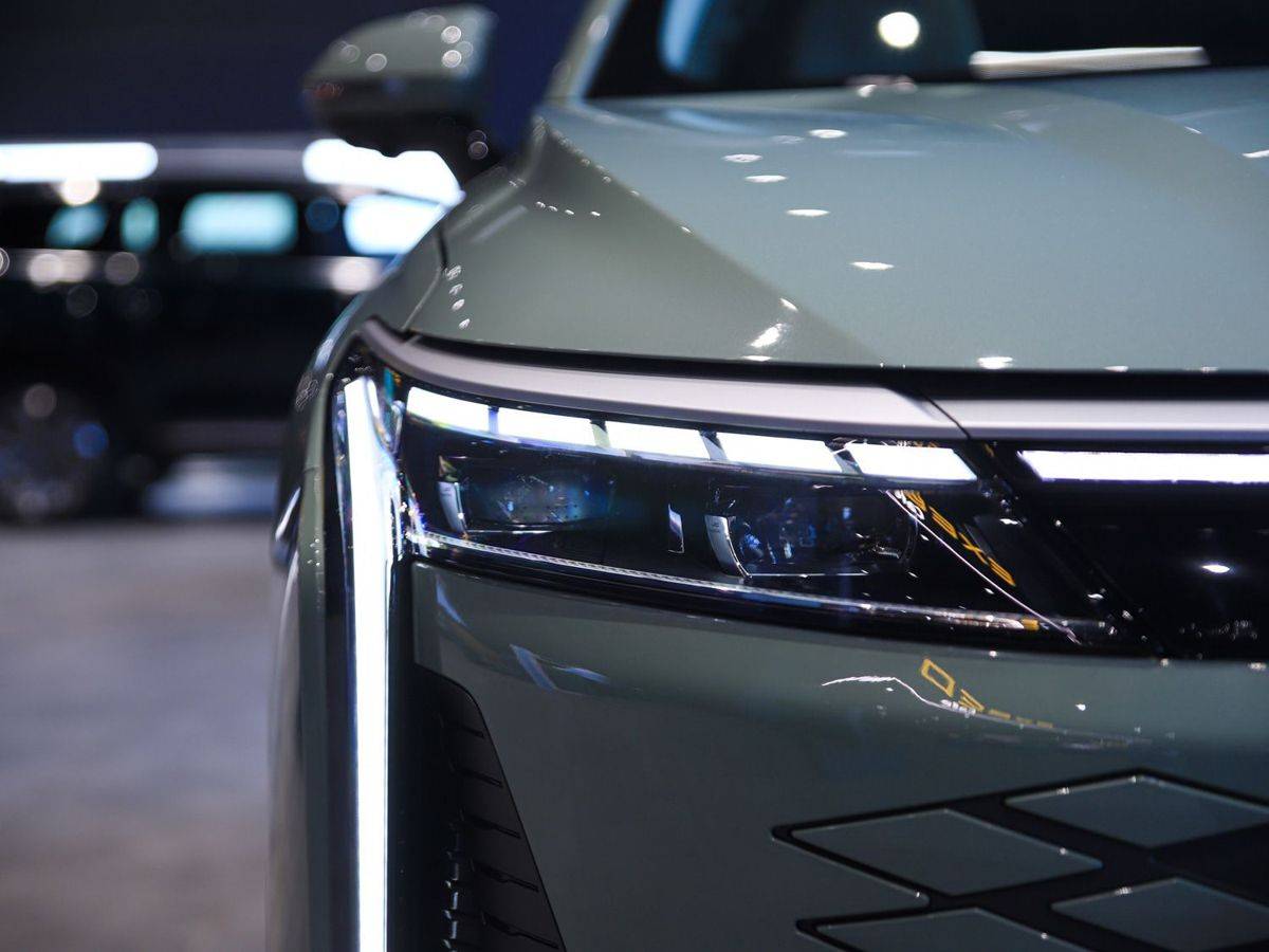 EXEED RX Premium 2.0 TGDI 8AT AWD