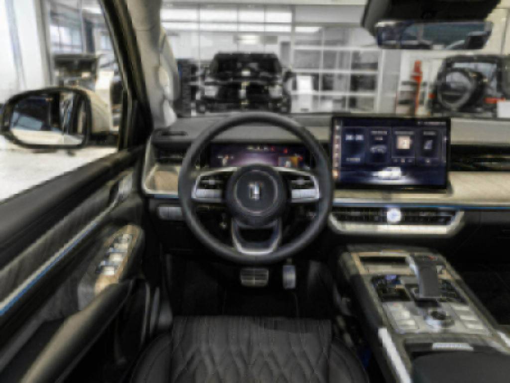 Tank 500 Urban 2.0 HEV 9AT 4WD