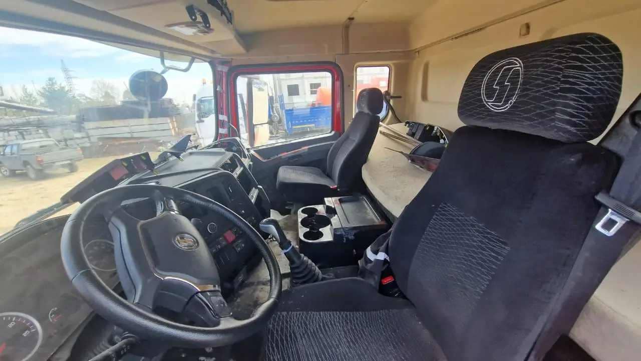 Shacman SX32586T385,  75 000 км, 2022 года в лизинг