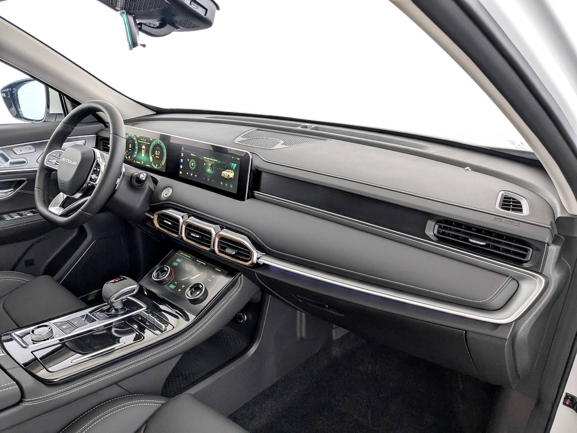 Jetour X70 Plus 1.6TGDI-7DCT Luxury