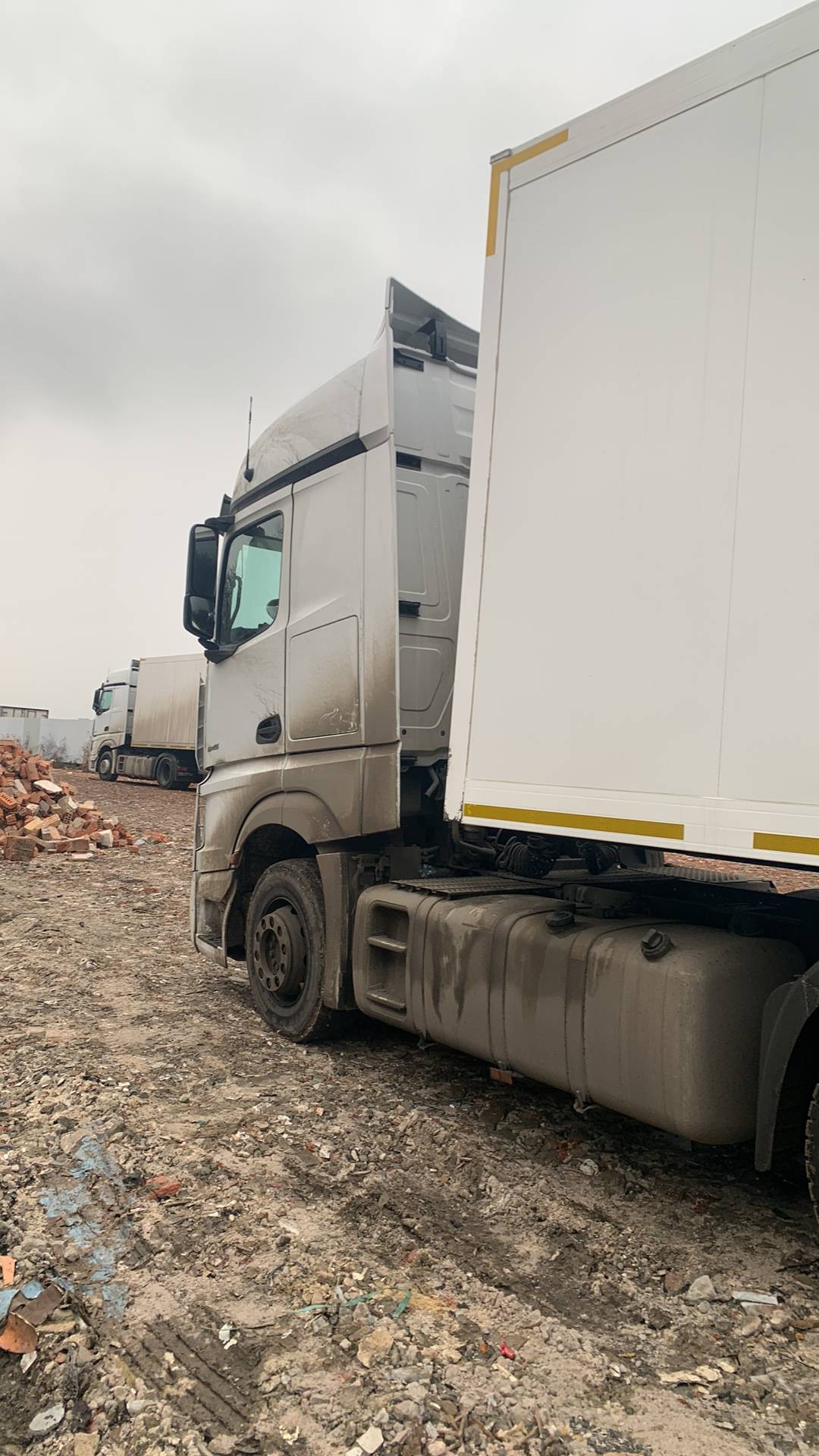 Mercedes-Benz Actros 5 1845 LS 4x2 (BigSpace),  741 371 км, 2021 года в лизинг