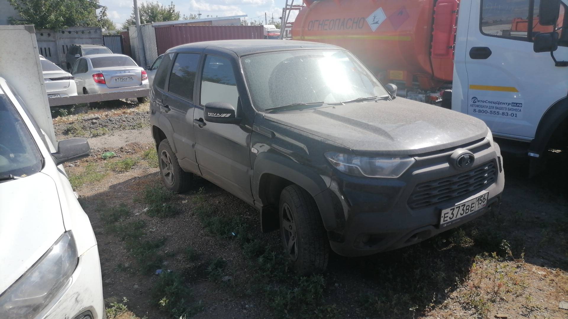 Lada Niva Travel