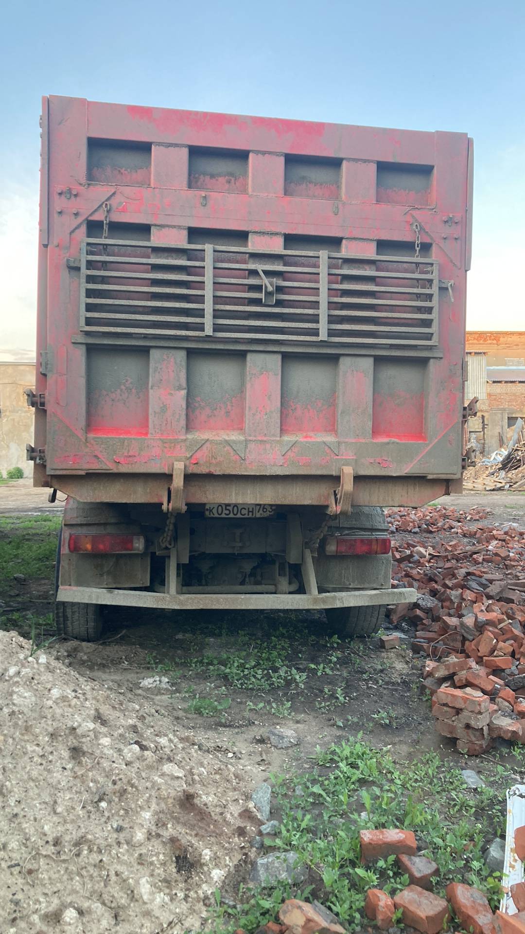 HONGYAN CQ3406HV39,  220 000 км, 2022 года в лизинг