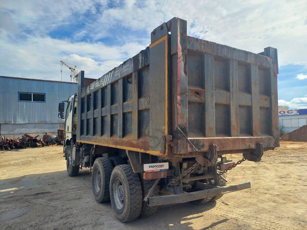FAW CA3250P66K24L1TE5 6x6,  95 000 км, 2023 года в лизинг