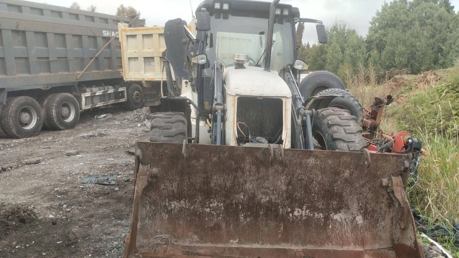 HIDROMEK HMK102S,  18 673 км, 2013 года в лизинг