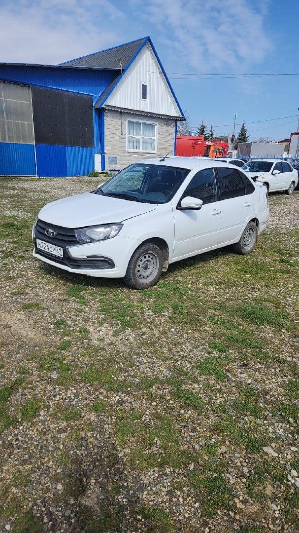 Lada Granta седан,  137 475 км, 2023 года в лизинг