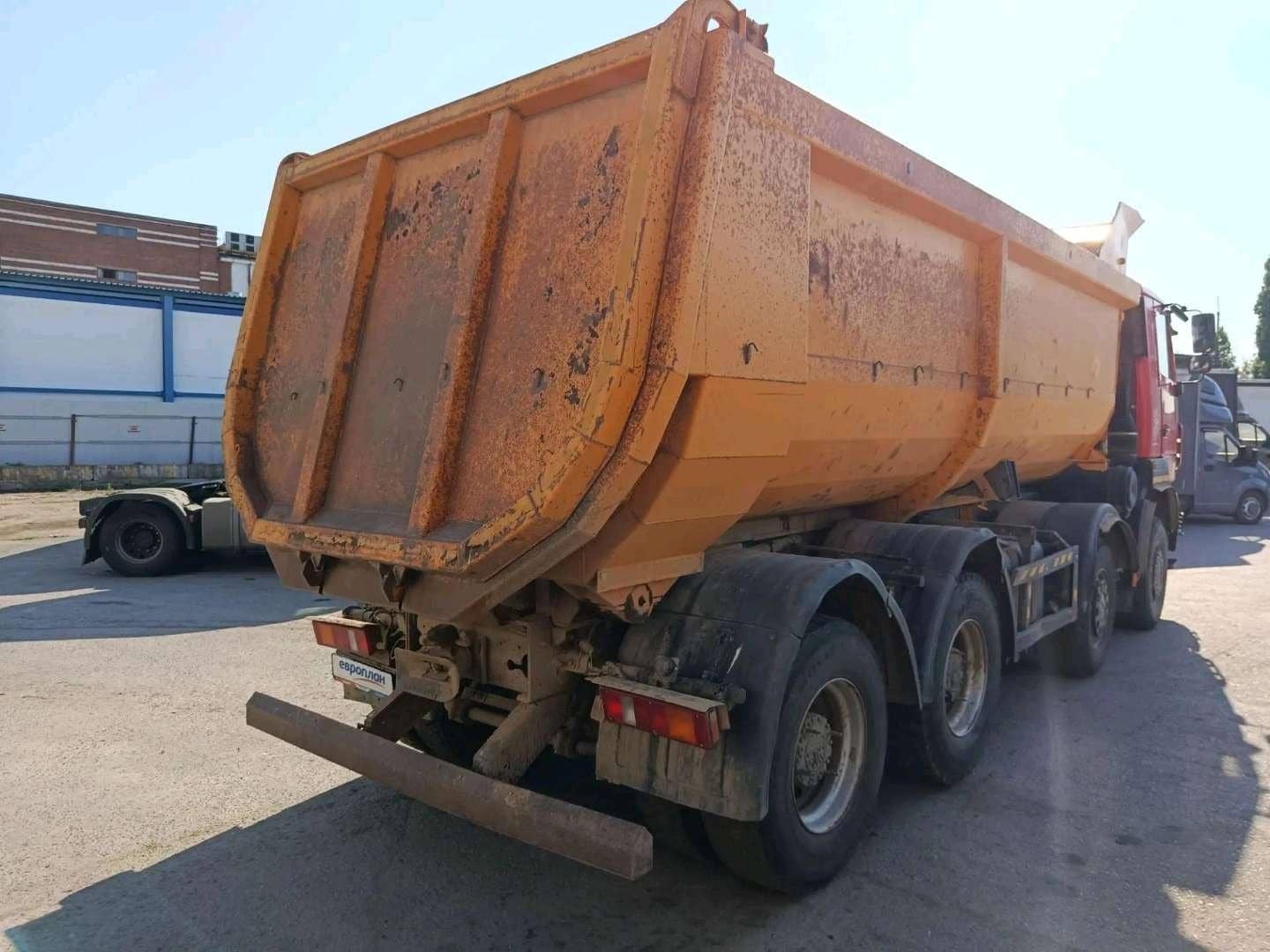 МАЗ 6516C9-520-000,  139 698 км, 2021 года в лизинг