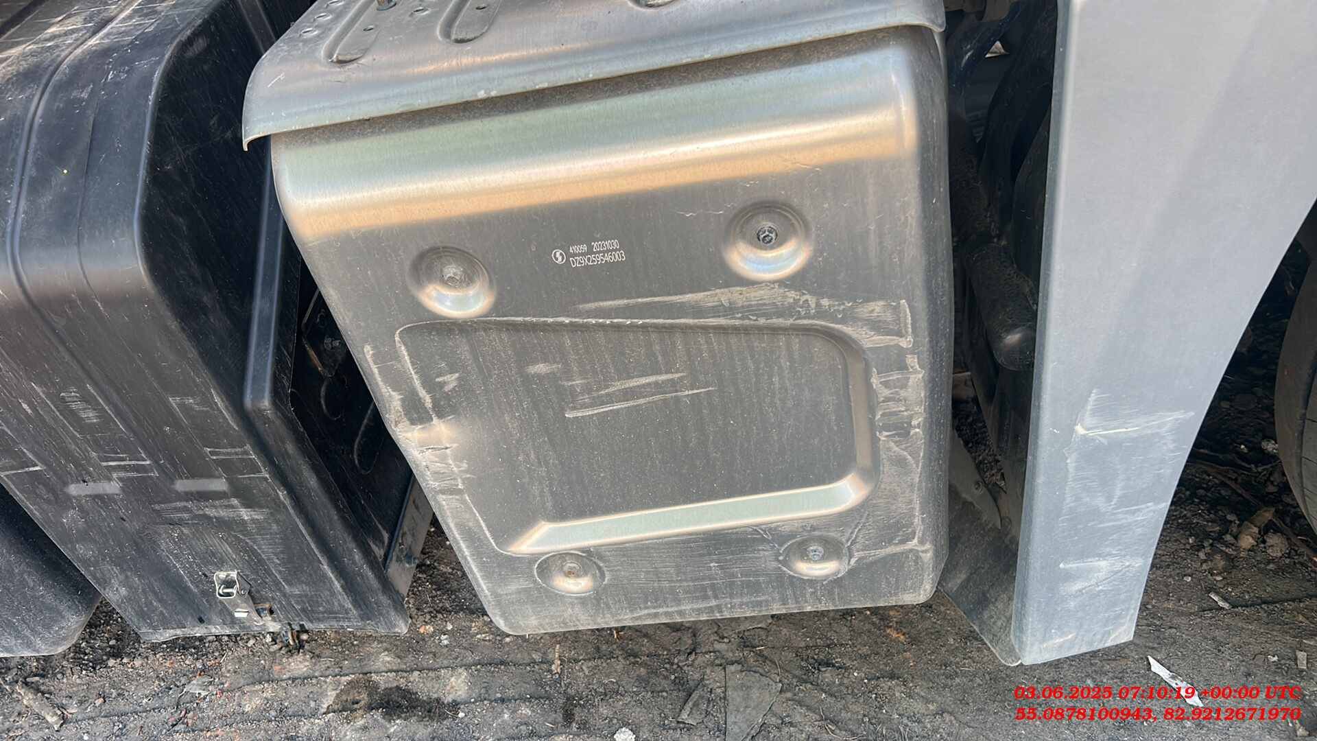 Shacman SX4188YY381,  68 075 км, 2023 года в лизинг