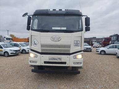 FAW CA3310P66K24T4E5 8x4