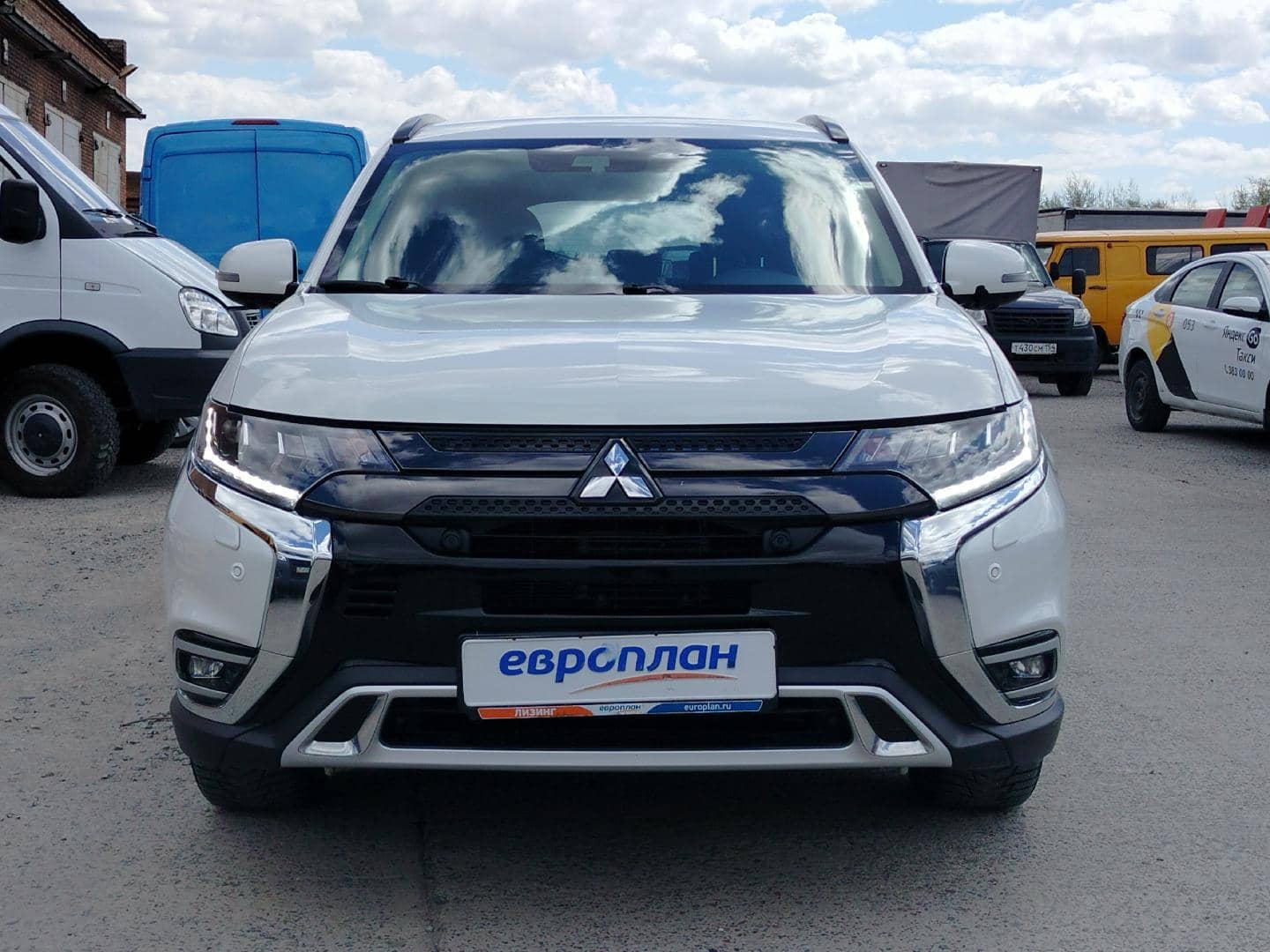 Mitsubishi Outlander,  93 154 км, 2022 года в лизинг