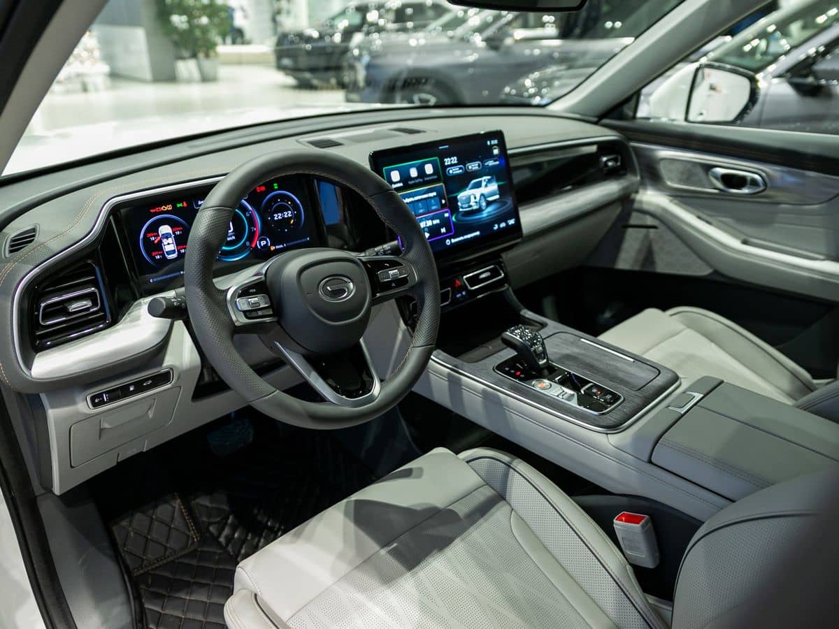 GAC GS8 Джи-Икс Премиум 2.0 АТ полный привод (GX Premium)
