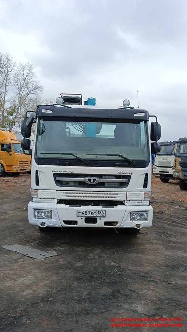 Daewoo NOVUS 6x4