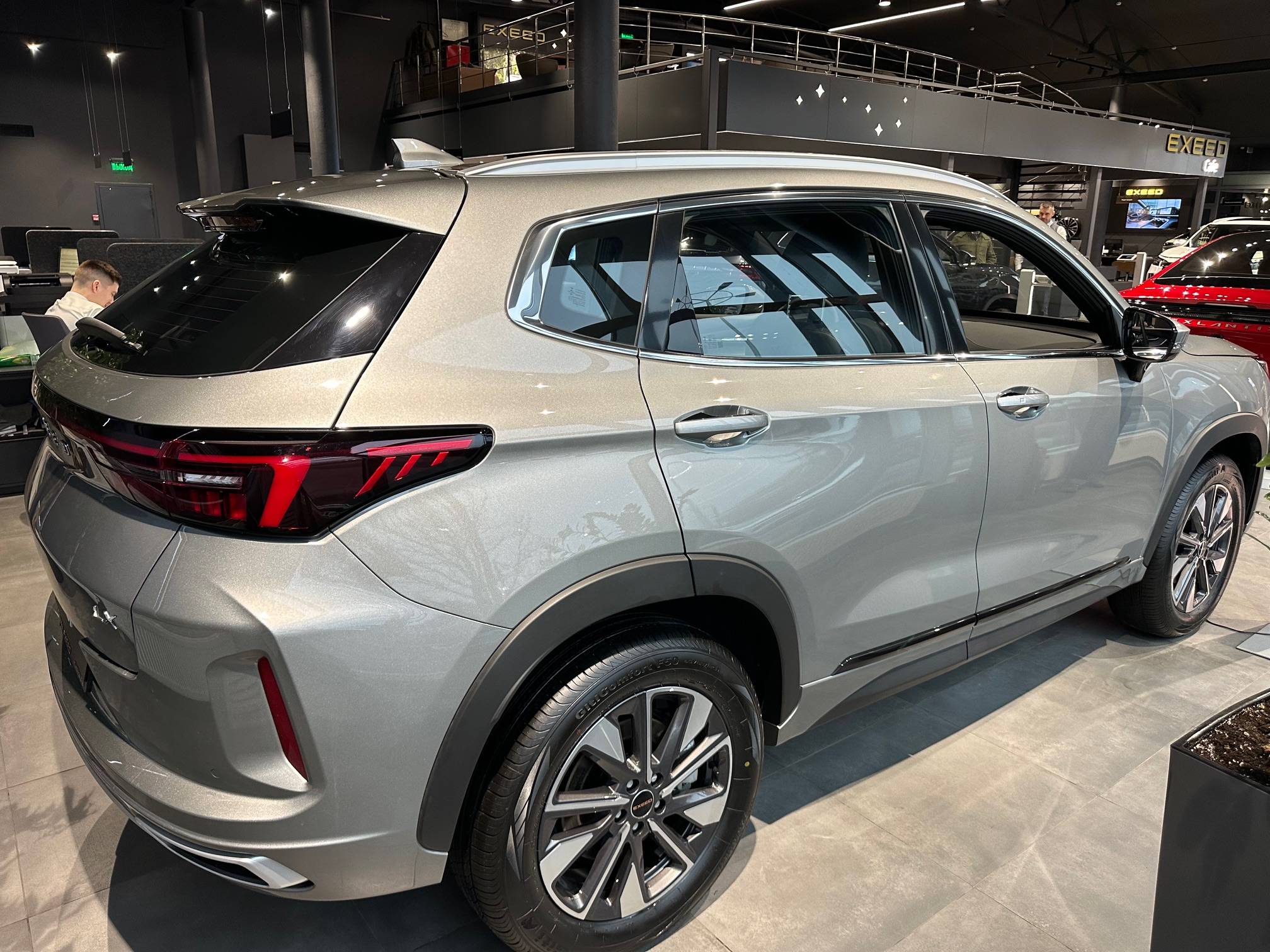 EXEED LX Premium 1.6T 7DCT 4WD