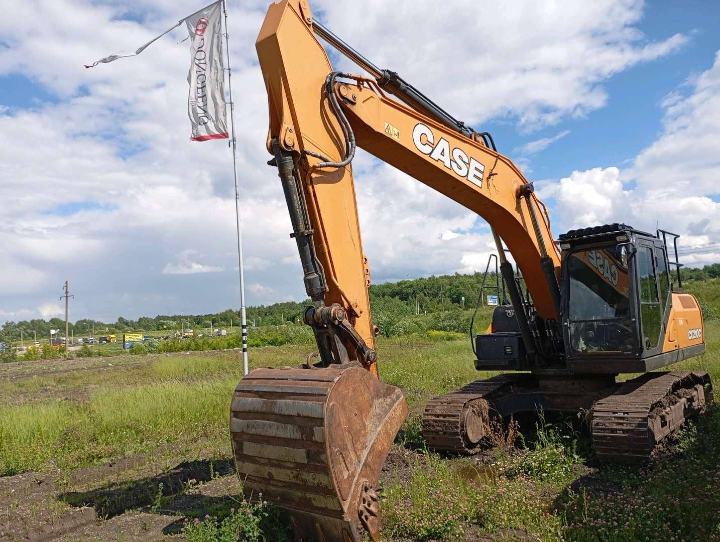 CASE CX210C