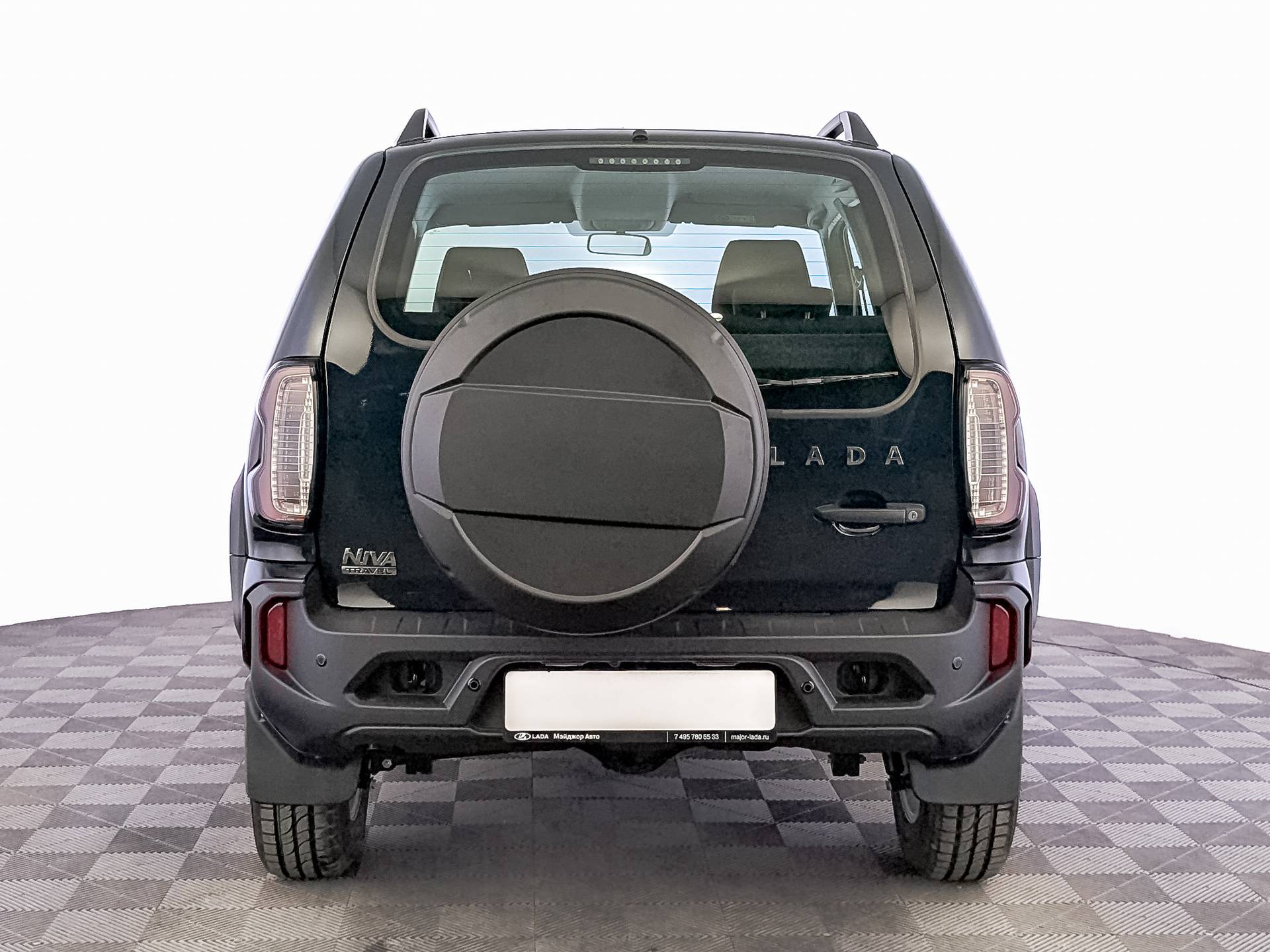 Lada Niva Travel Комфорт 24 Мультимедиа 1.7 80 л.с. МТ (Comfort 24 MMS)