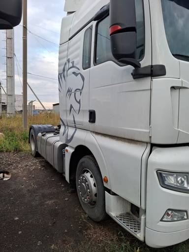 Sitrak C7H MAX 4x2 ZZ4186V361HE