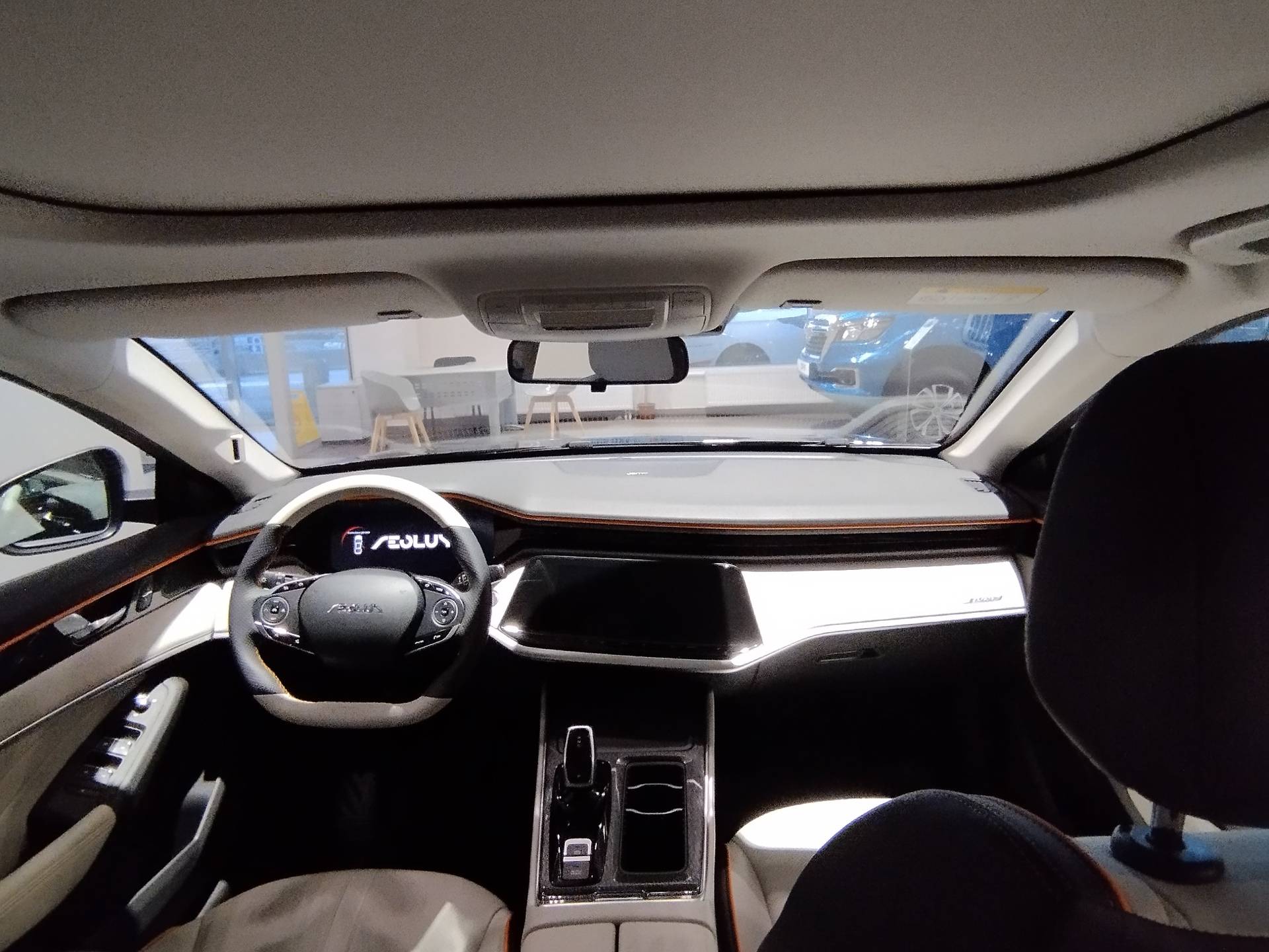 DongFeng Shine Max Luxury 1.5T DCT