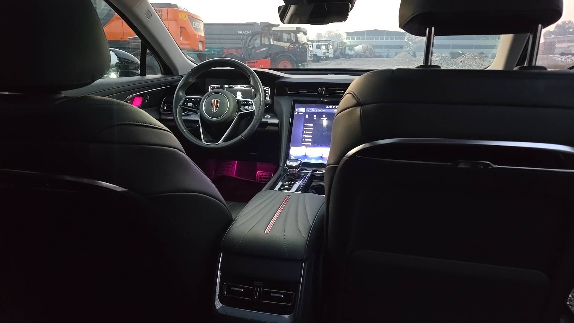 Hongqi H5,  89 386 км, 2024 года в лизинг