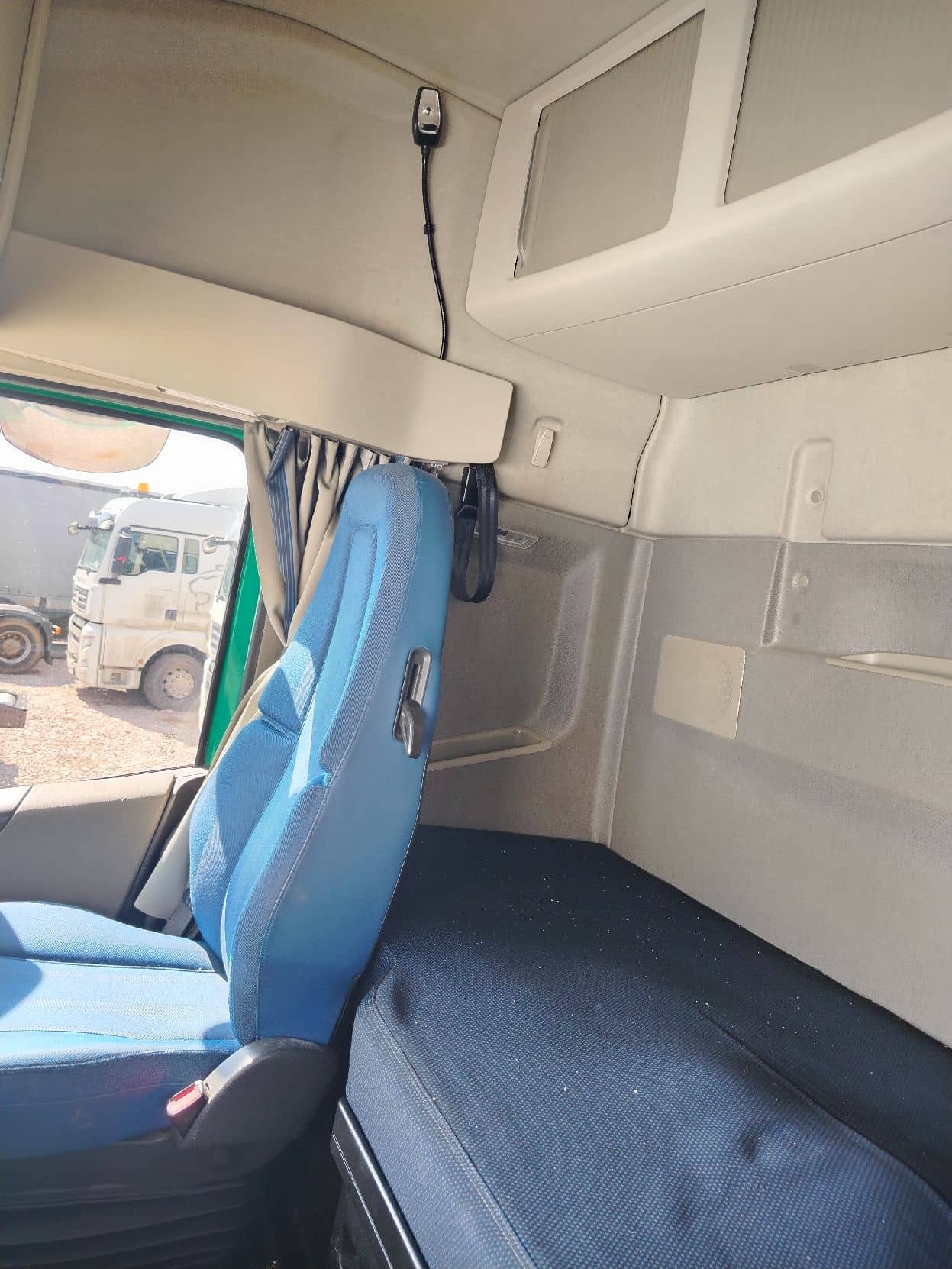 Volvo FH 460 4x2 (FH Globetrotter),  646 479 км, 2021 года в лизинг