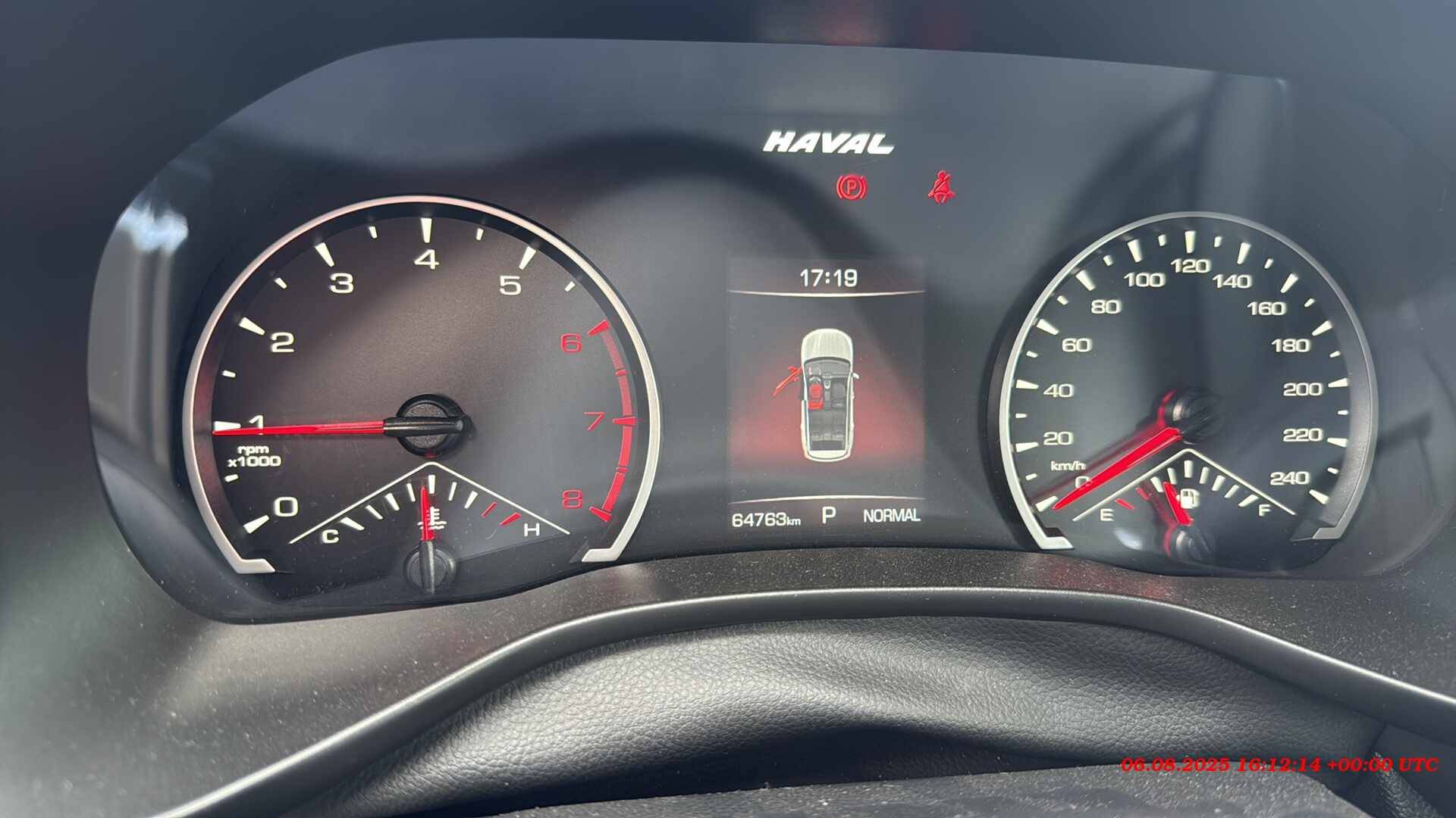 Haval Jolion,  64 763 км, 2023 года в лизинг