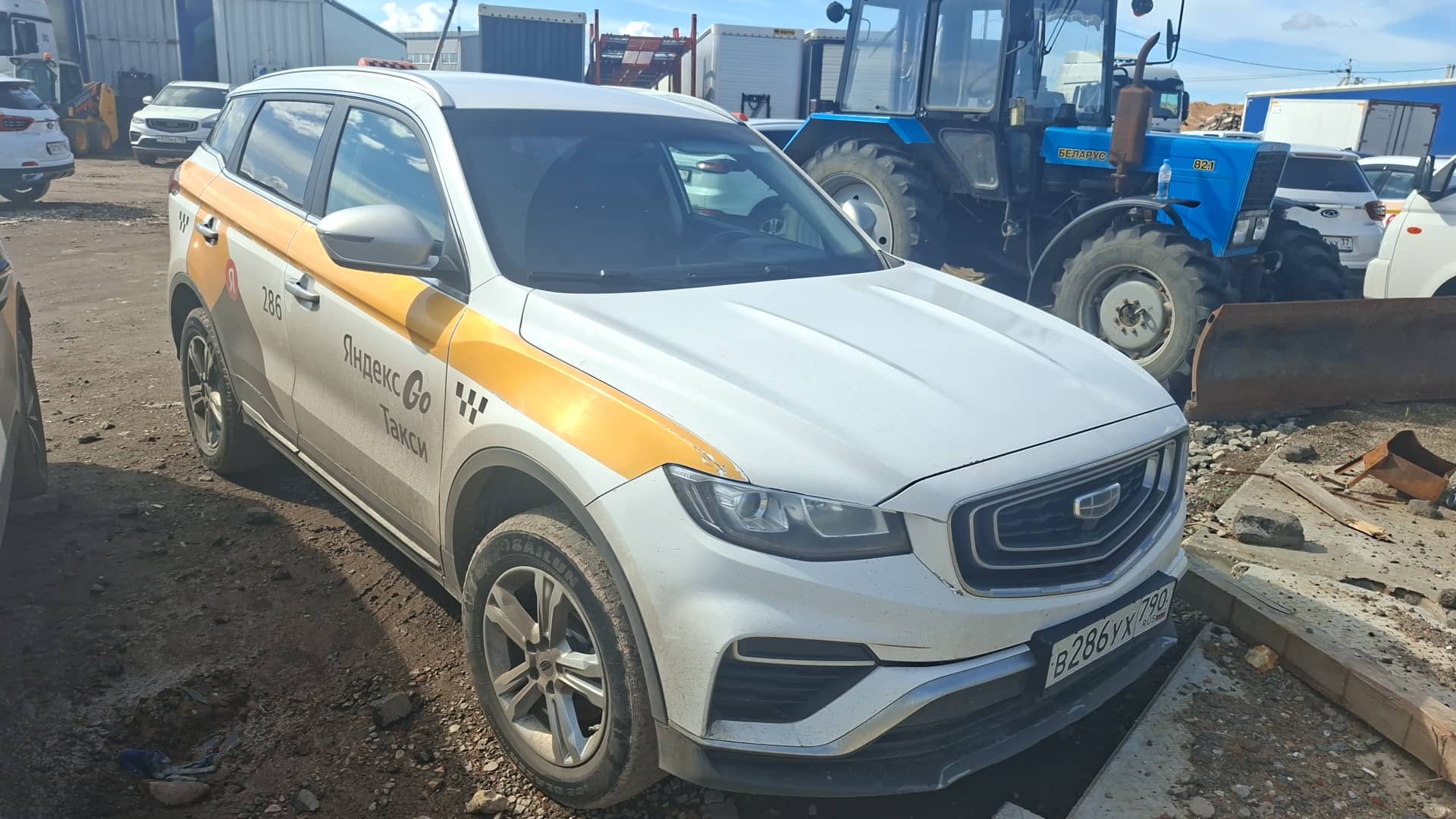 Geely Atlas Pro,  251 652 км, 2023 года в лизинг