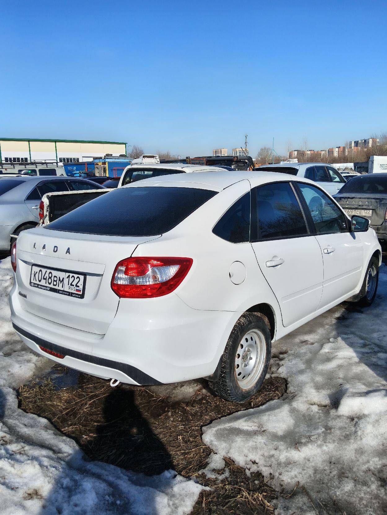 Lada Granta лифтбек,  69 556 км, 2024 года в лизинг