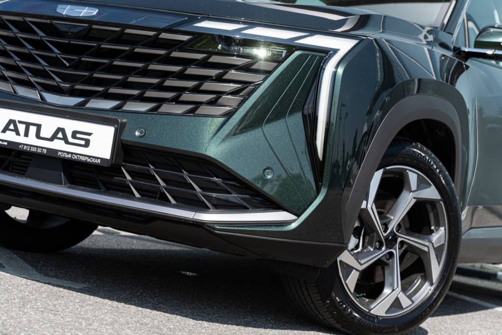 Geely Atlas Flagship 2.0T 8AT 4WD