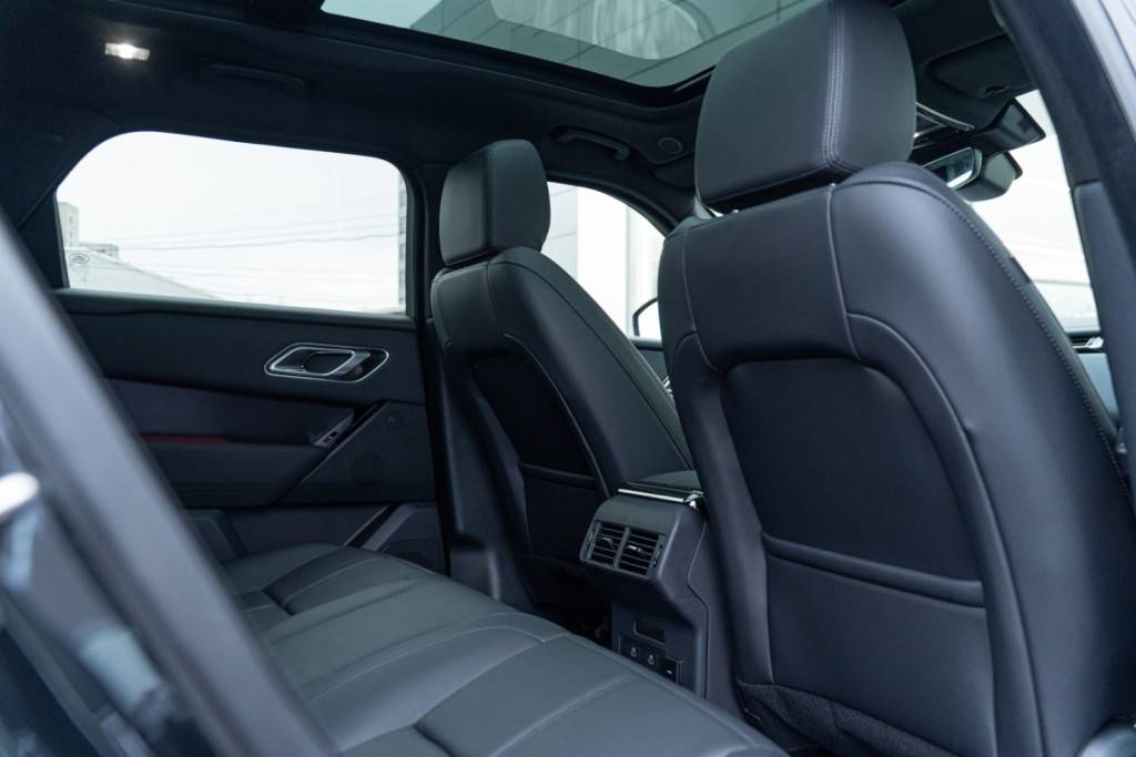 Land Rover Velar 2.0 250 Дайнэмик СЕ (Dynamic SE)