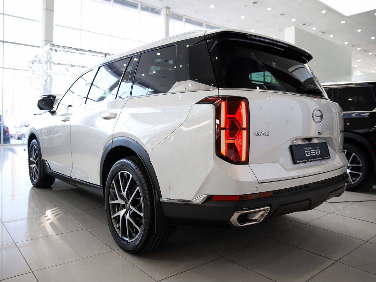 GAC GS8 GX Premium 2.0 8AT 4WD