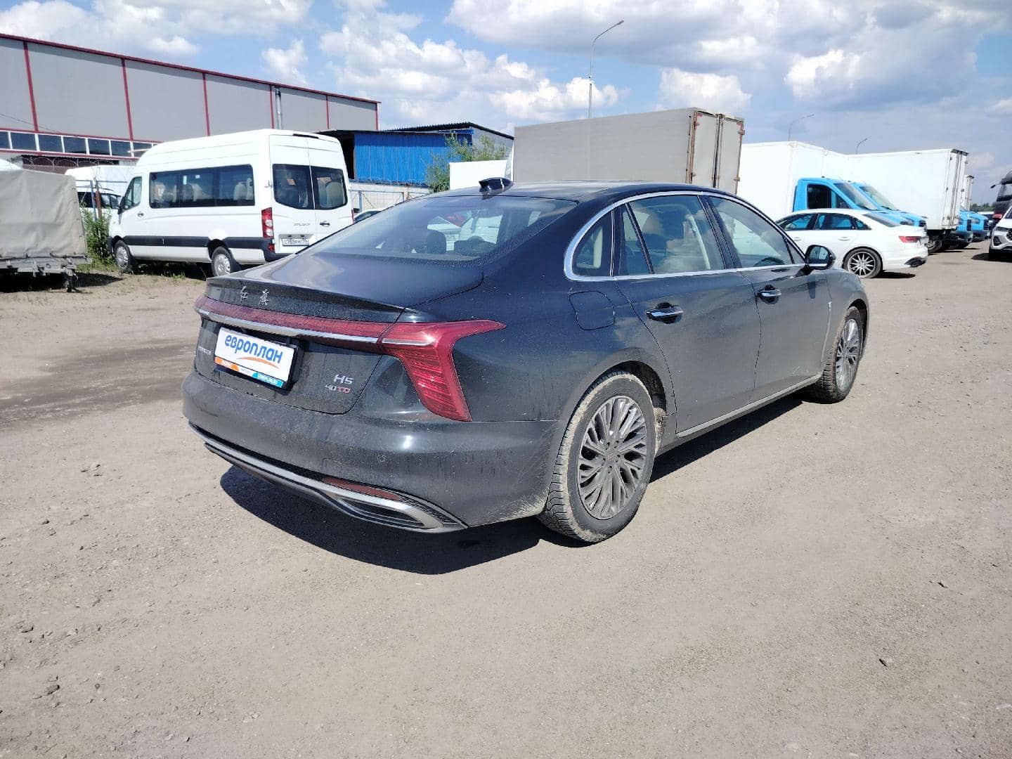 Hongqi H5,  128 152 км, 2024 года в лизинг