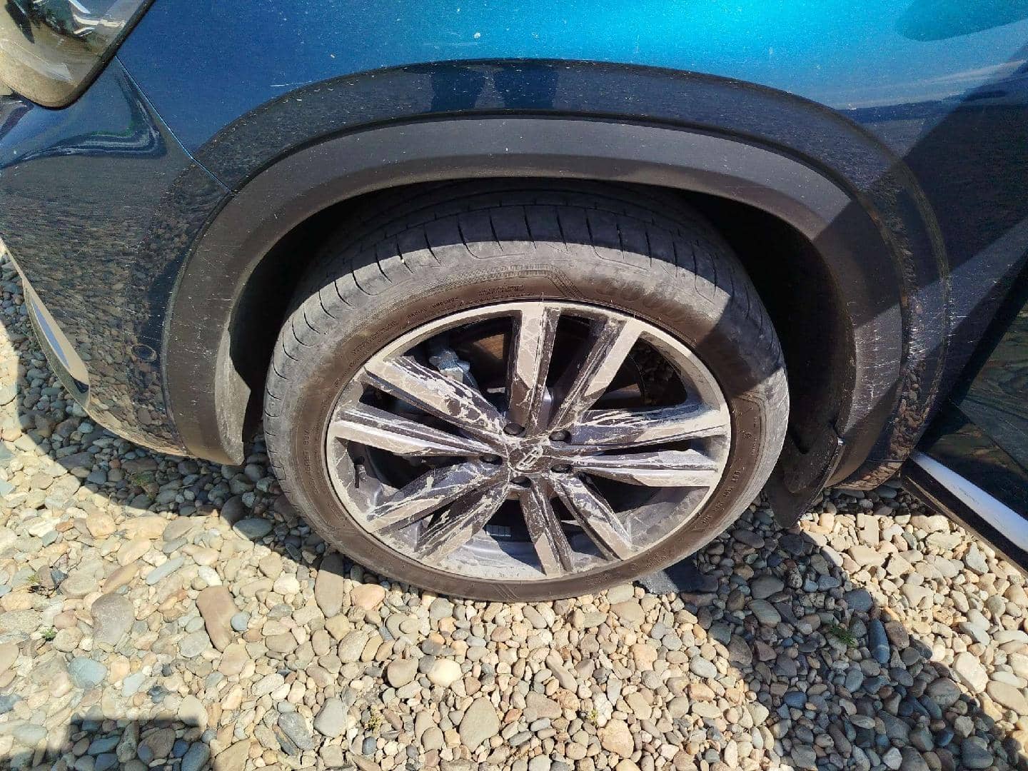 Geely Monjaro,  33 156 км, 2024 года в лизинг