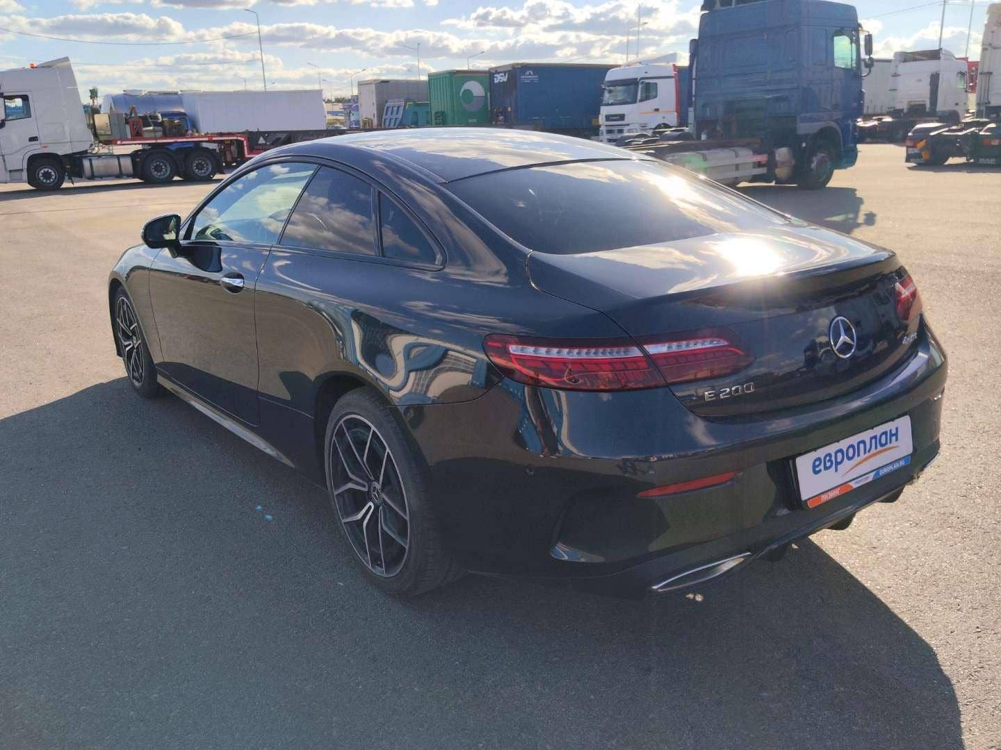 Mercedes-Benz E купе,  66 288 км, 2021 года в лизинг