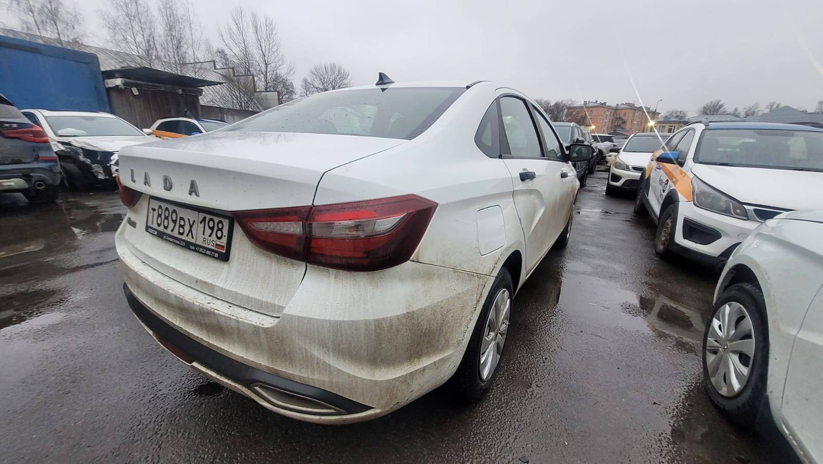 Lada Vesta седан,  40 844 км, 2023 года в лизинг