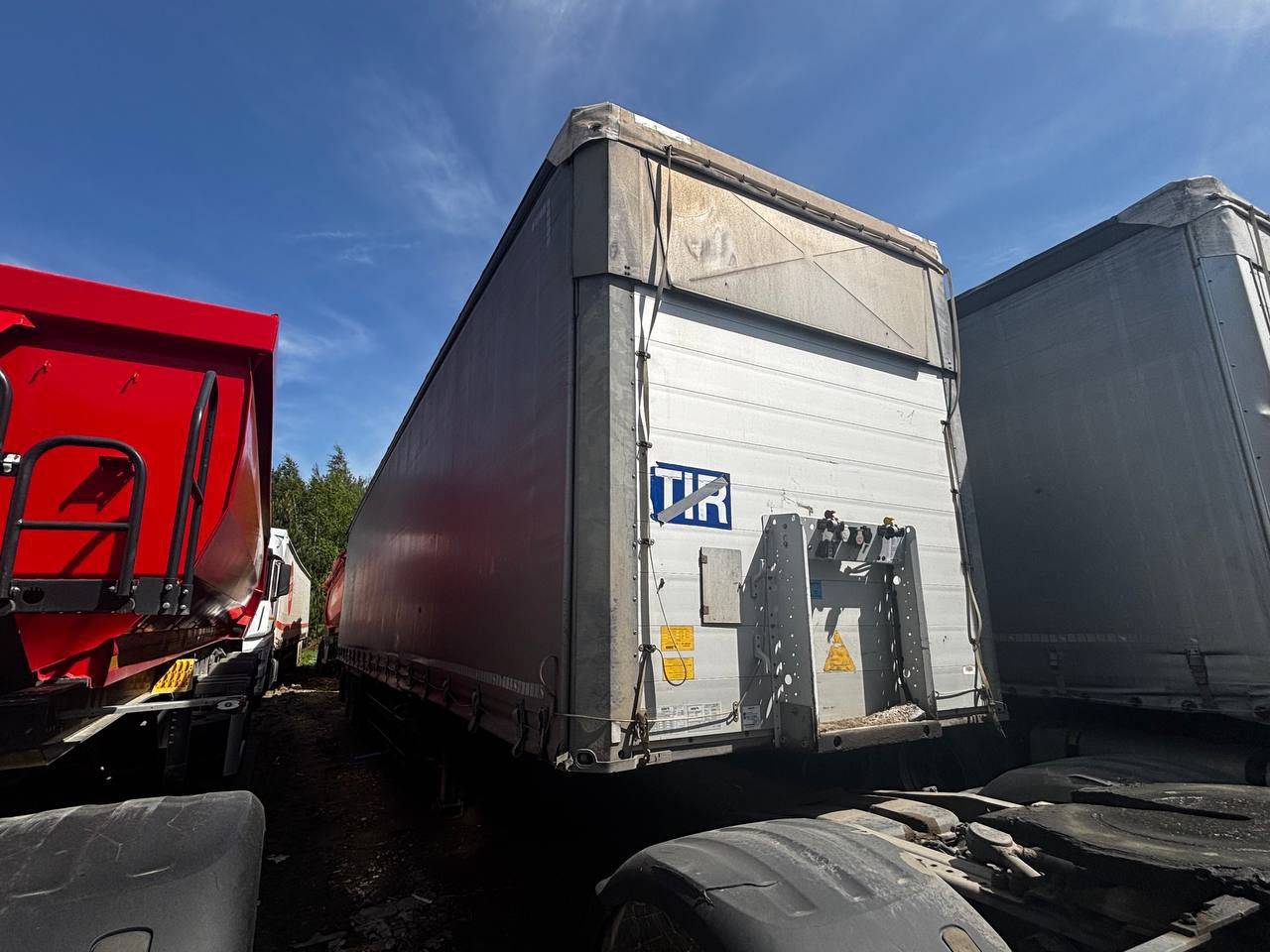 SCHMITZ Шторный 9084, 2017 года в лизинг