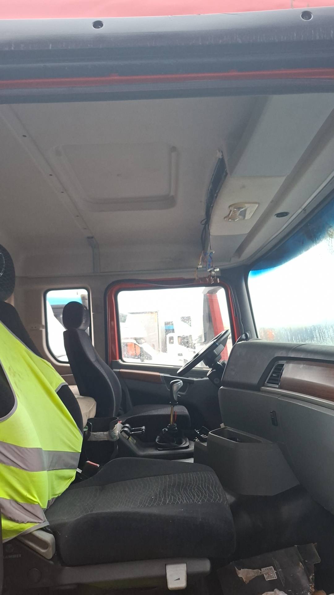 Shacman SX331863366,  100 000 км, 2023 года в лизинг