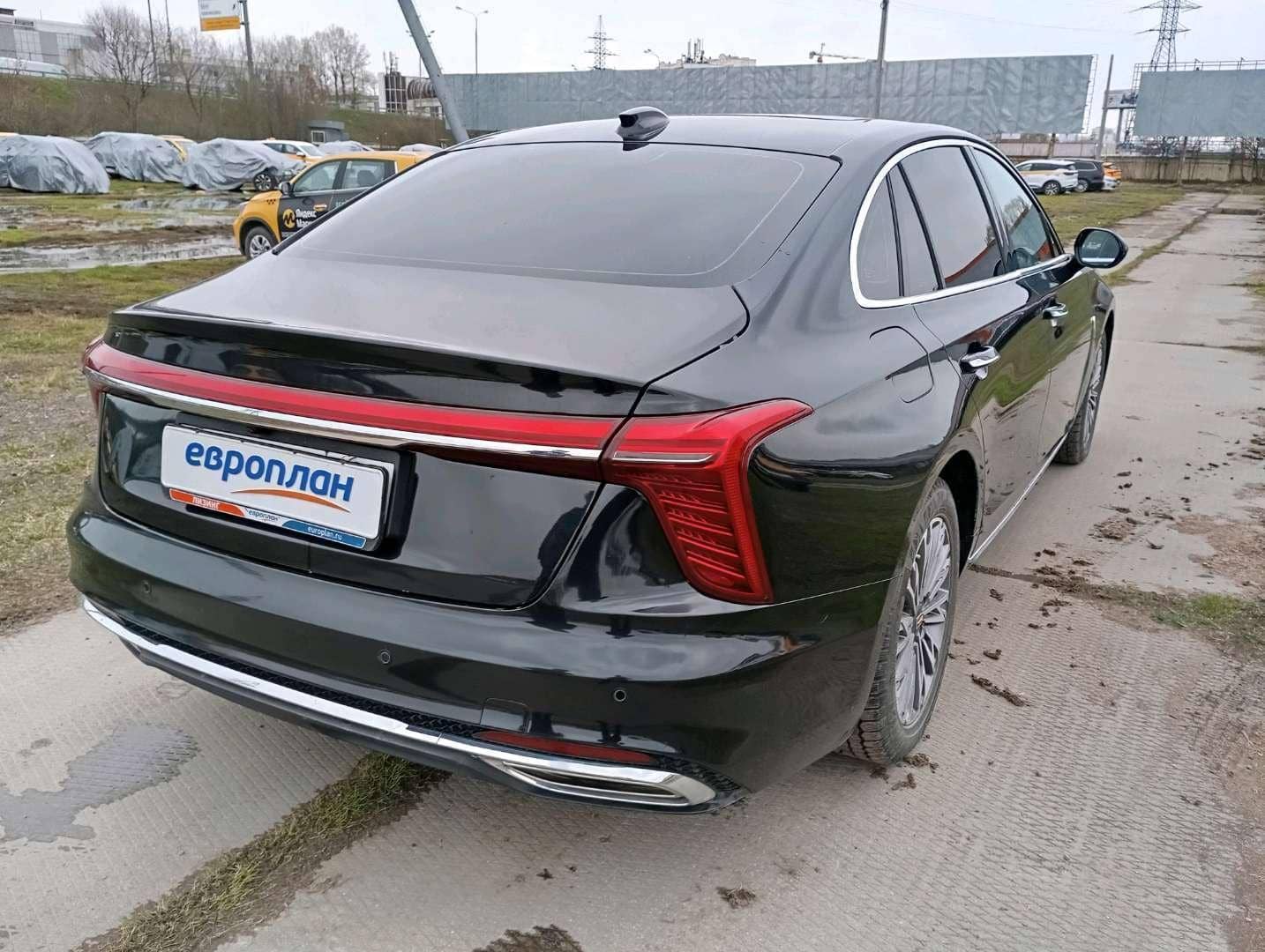 Hongqi H5,  205 242 км, 2023 года в лизинг