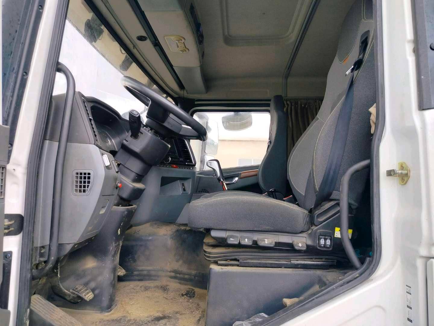 Shacman SX32586V385,  94 351 км, 2024 года в лизинг
