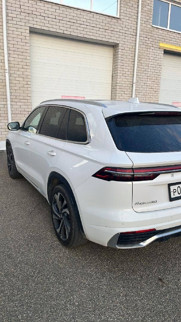 Geely Monjaro,  134 633 км, 2023 года в лизинг