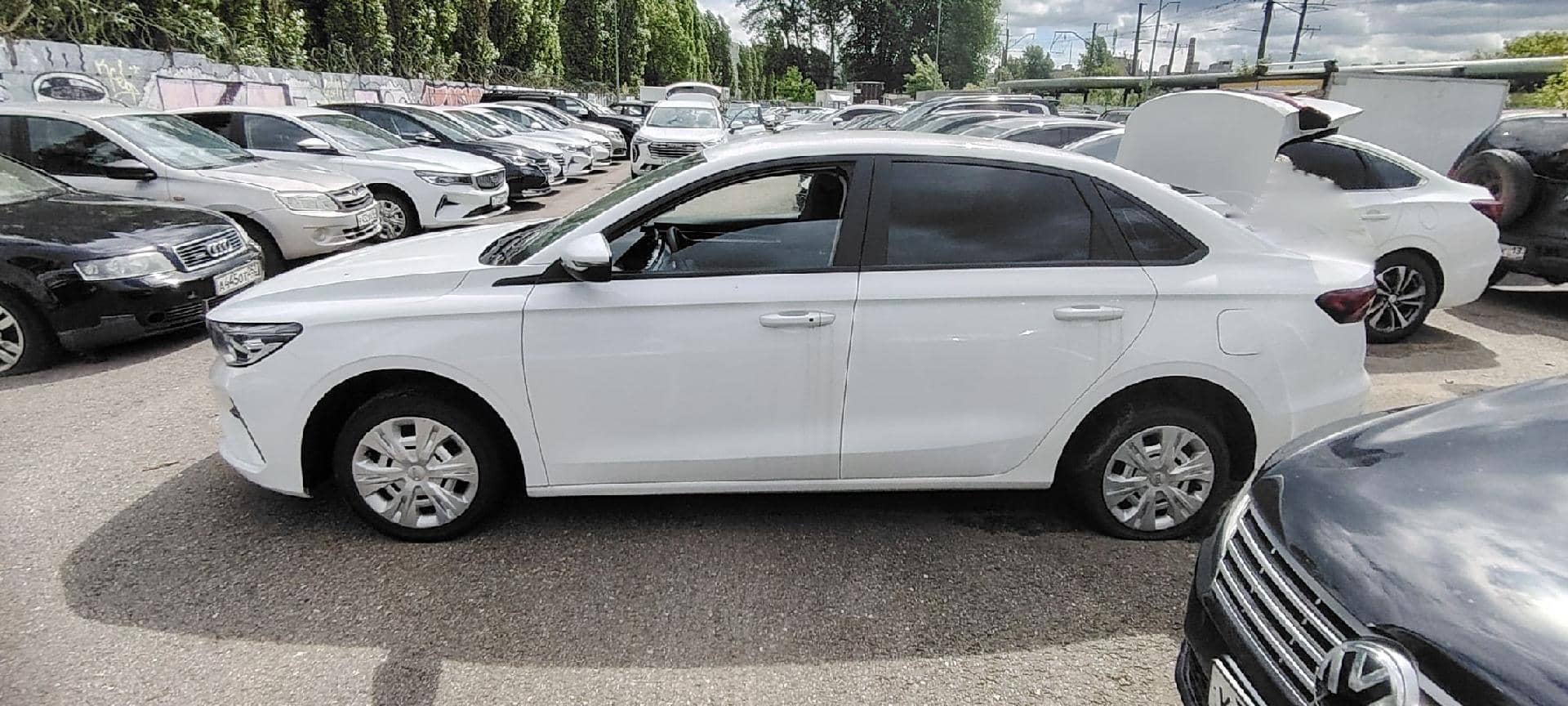 Geely Emgrand,  137 578 км, 2023 года в лизинг