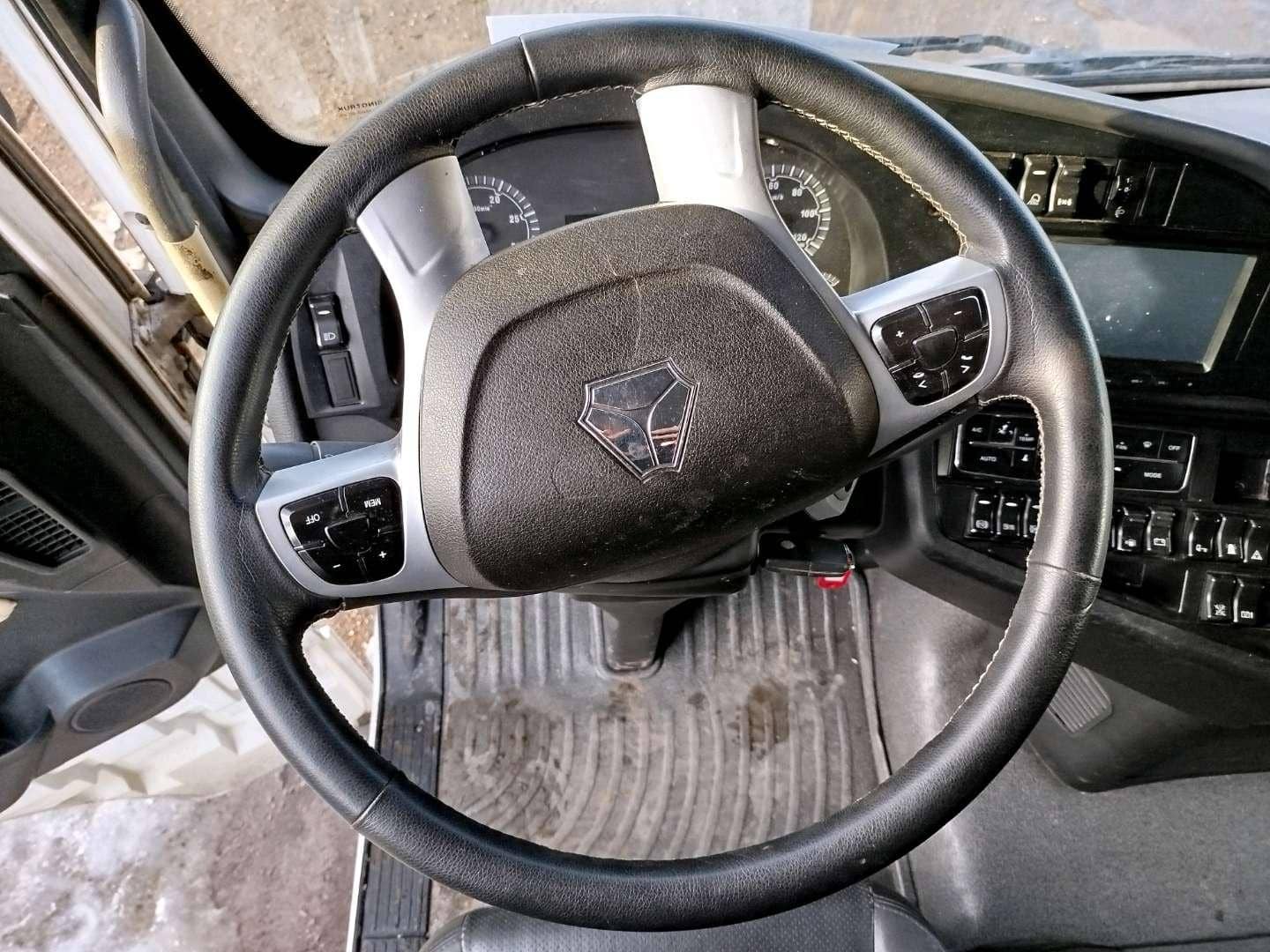Sitrak C7H MAX ZZ4186V391HE,  287 446 км, 2023 года в лизинг