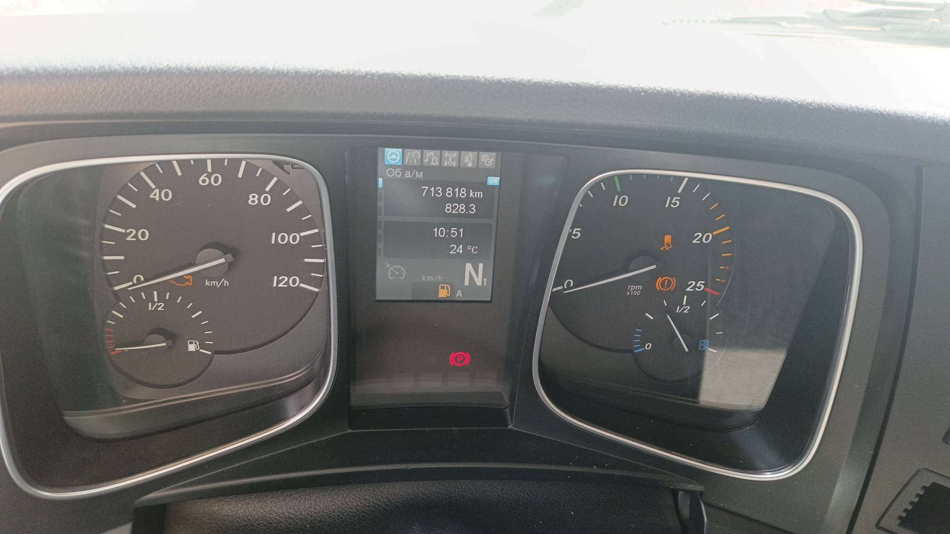 Mercedes-Benz Actros 4 1842 LS 4x2 (BigSpace),  713 818 км, 2018 года в лизинг