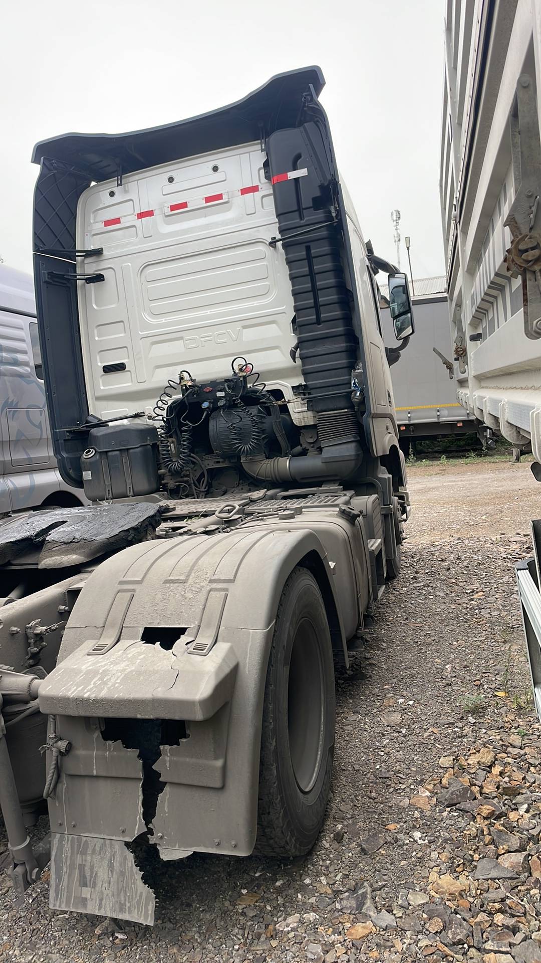 DongFeng DFH4186 (KX),  238 800 км, 2023 года в лизинг